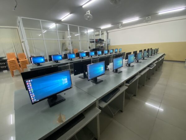S 29425707 0 600x450 1